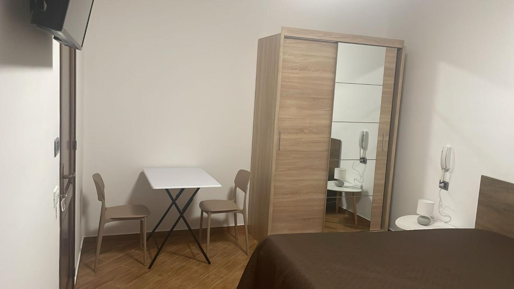 Sofia Rooms Castellammare del Golfo Esterno foto